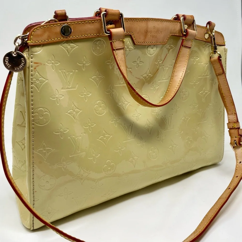 Louis Vuitton Brea Shoulder Bag MM Yellow Leather Monogram Vernis - Picture 2 of 12